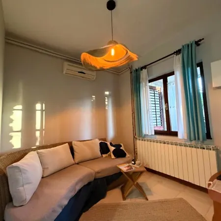 アパート Rustico Mediterraneo With Large Terrace By Mihaela *
