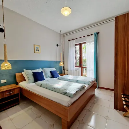 Rustico Mediterraneo With A Large Terrace By Mihaela Apartment *