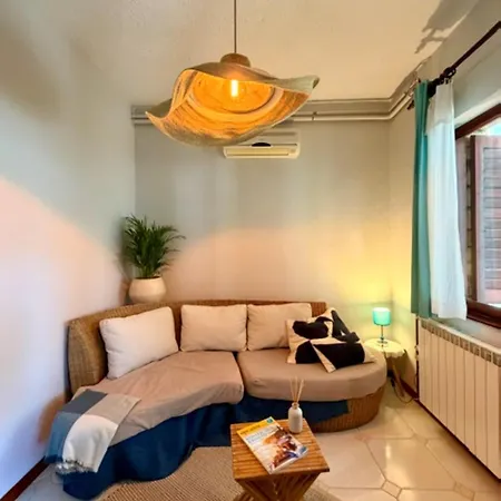 Rustico Mediterraneo With Large Terrace By Mihaela 公寓 波雷奇